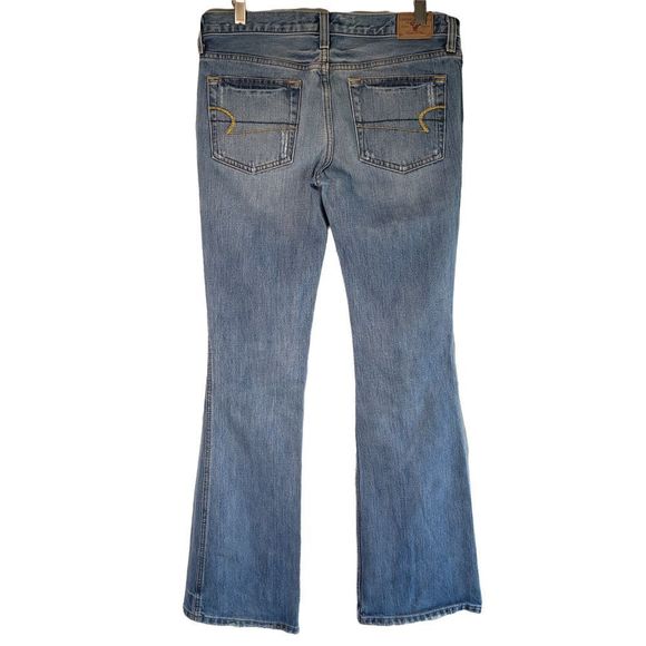 American Eagle Hipster Fit Frayed Look Light Blue Wash Women's  4 Reg - Picture 2 of 15